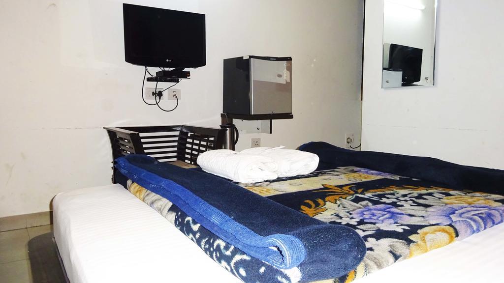 Hotel Durga International New Delhi Eksteriør billede