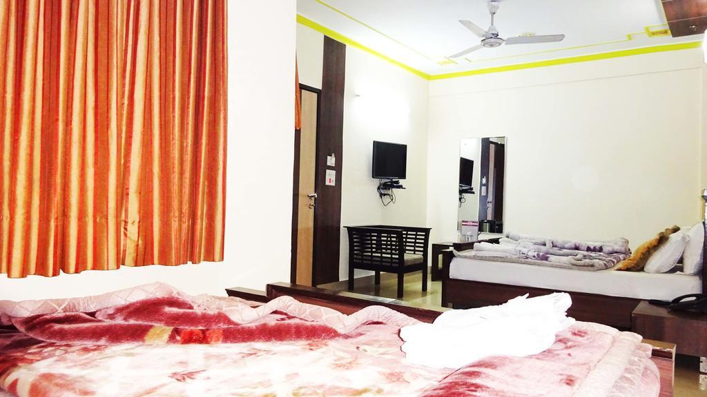Hotel Durga International New Delhi Eksteriør billede