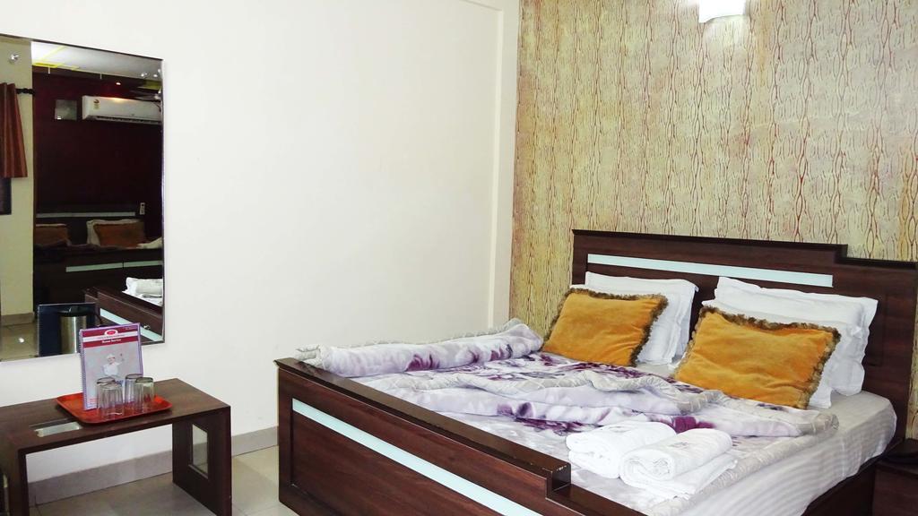 Hotel Durga International New Delhi Eksteriør billede