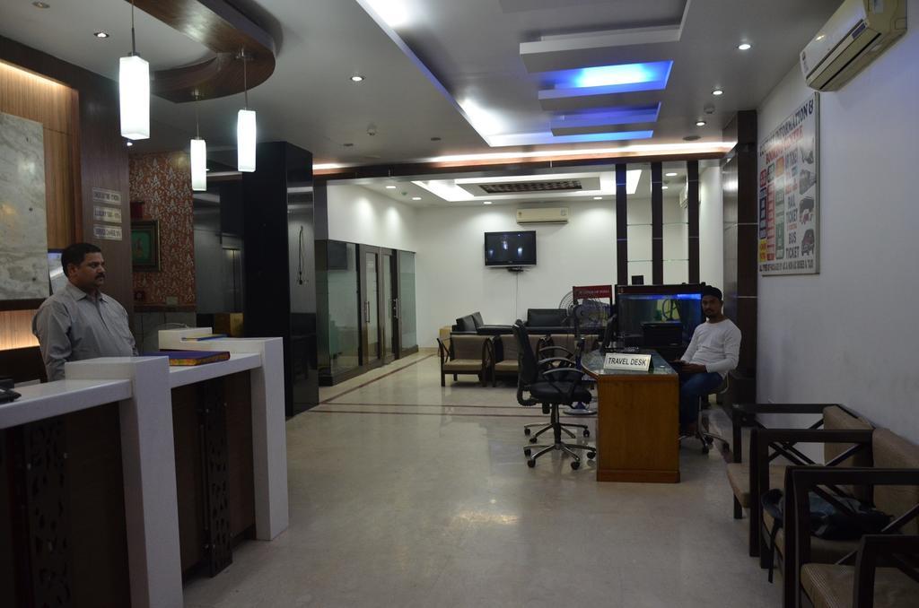 Hotel Durga International New Delhi Eksteriør billede
