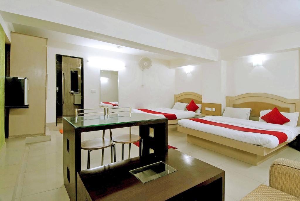 Hotel Durga International New Delhi Eksteriør billede