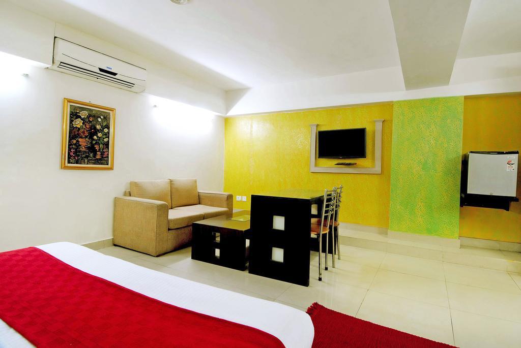 Hotel Durga International New Delhi Eksteriør billede