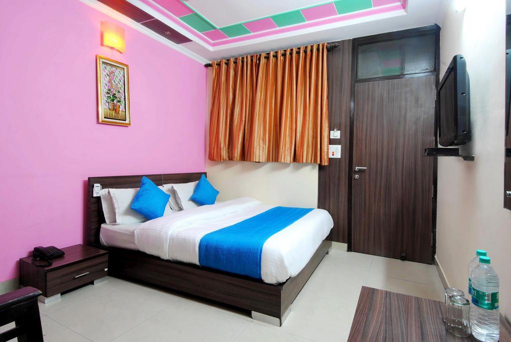 Hotel Durga International New Delhi Eksteriør billede