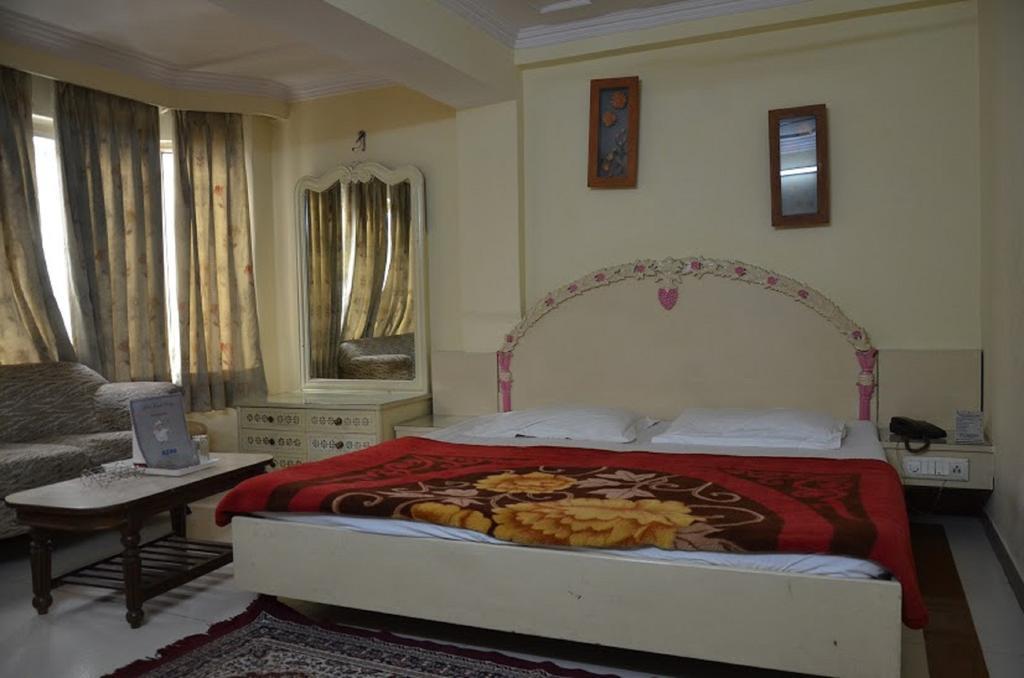 Hotel Durga International New Delhi Værelse billede